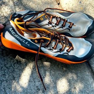 Merrell vibram Barefoot shoes size 9